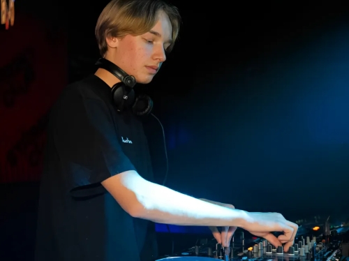 Header Afbeelding DJ MAT